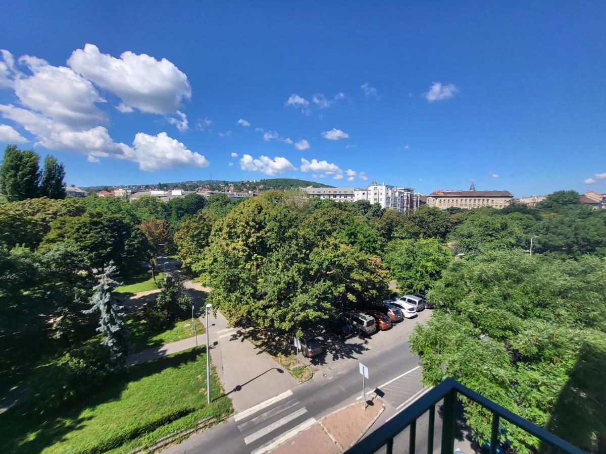 Sunny Panorama Flat Near Castle With Balcony Apartman Budapest Kültér fotó